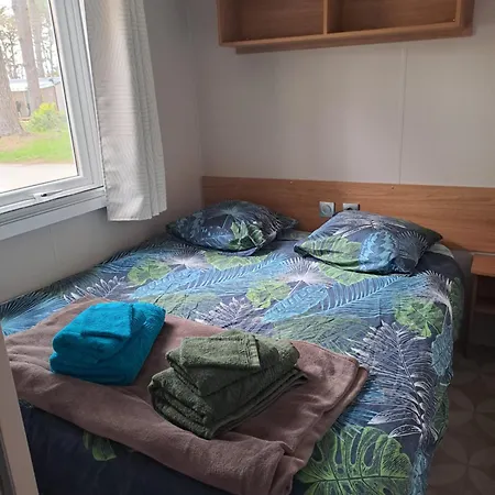 Mobil 6 Personnes Siblu Le Bois De Bayadene Kamp alanı *